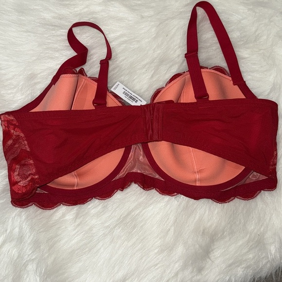 Adore Me Amorina Contour Red Heart Lace Bra - Picture 4 of 5